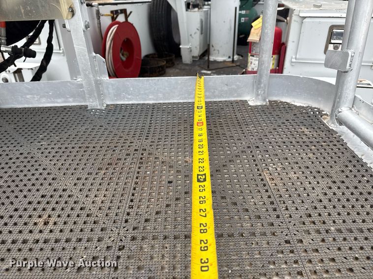 image for item EG5977 2018 Ford F550 Super Duty bucket truck