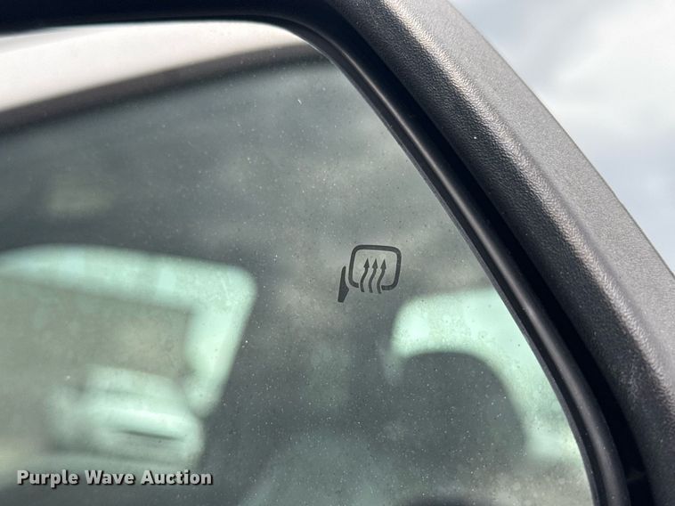 image for item EG5977 2018 Ford F550 Super Duty bucket truck