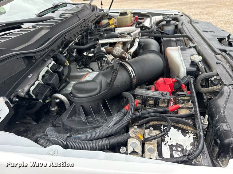 image for item EG5977 2018 Ford F550 Super Duty bucket truck