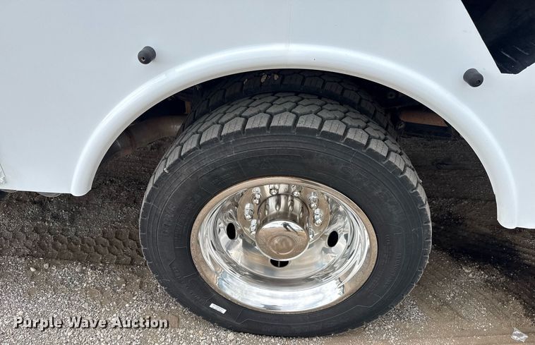 image for item EG5977 2018 Ford F550 Super Duty bucket truck