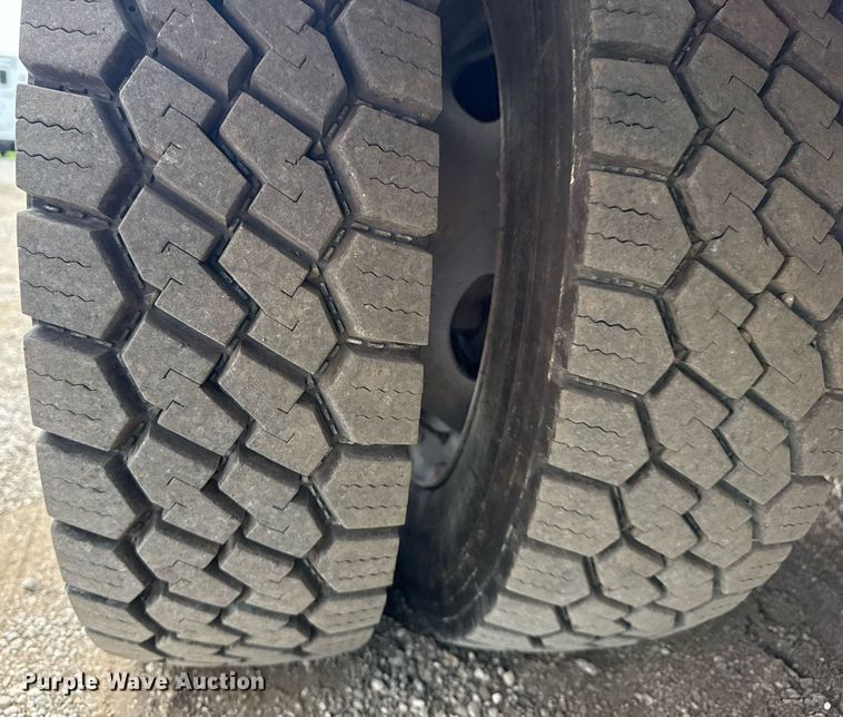 image for item EG5977 2018 Ford F550 Super Duty bucket truck