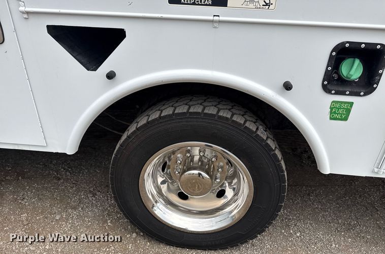 image for item EG5977 2018 Ford F550 Super Duty bucket truck