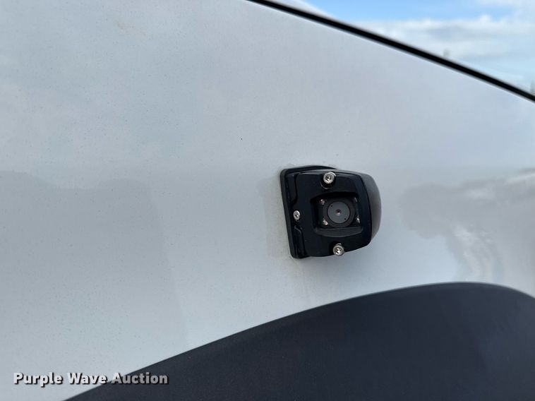 image for item EG5978 2017 Ford F550 Super Duty Crew Cab bucket truck