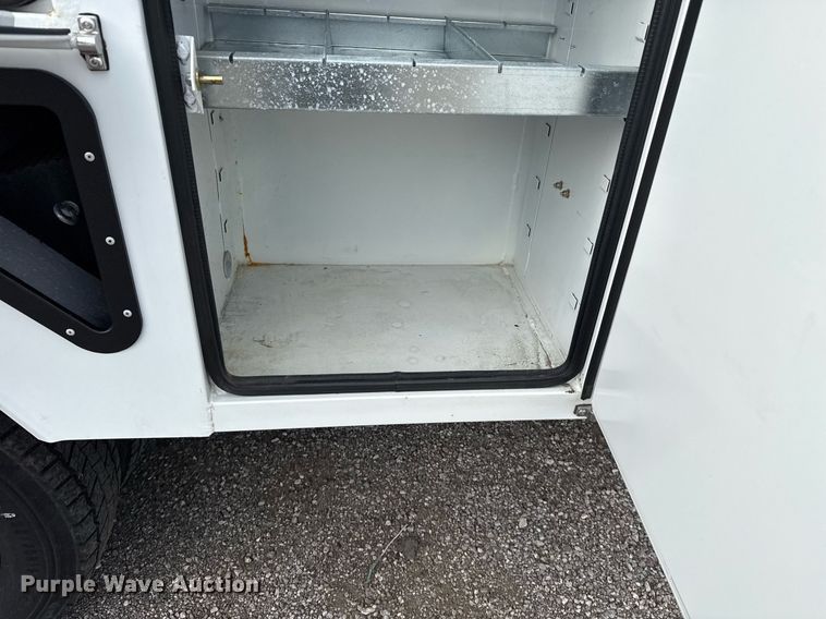 image for item EG5978 2017 Ford F550 Super Duty Crew Cab bucket truck