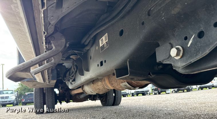 image for item EG5978 2017 Ford F550 Super Duty Crew Cab bucket truck