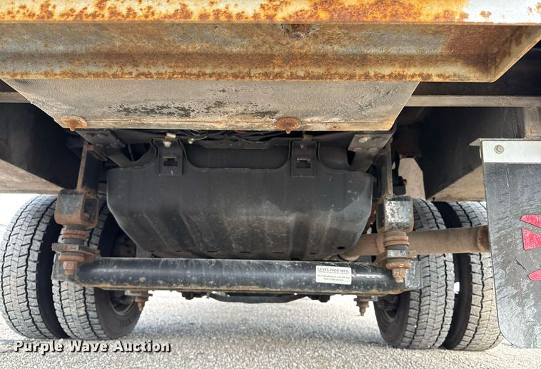 image for item EG5978 2017 Ford F550 Super Duty Crew Cab bucket truck