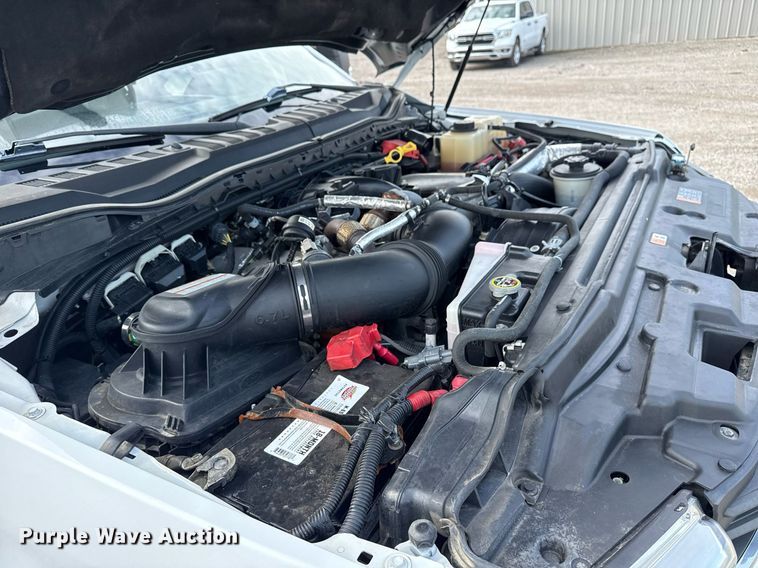 image for item EG5978 2017 Ford F550 Super Duty Crew Cab bucket truck