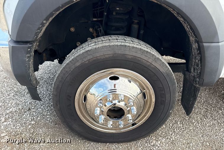 image for item EG5978 2017 Ford F550 Super Duty Crew Cab bucket truck