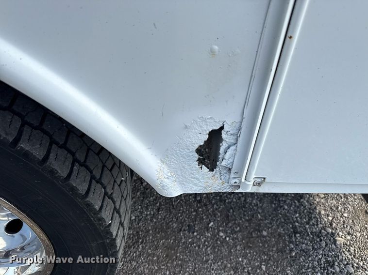 image for item EG5979 2011 Ford F450 Super Duty bucket truck