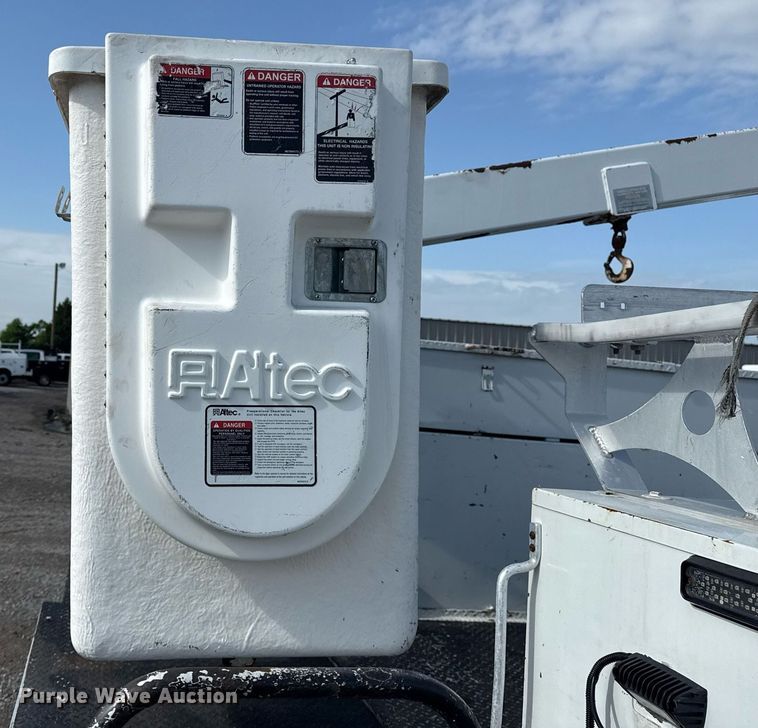 image for item EG5979 2011 Ford F450 Super Duty bucket truck