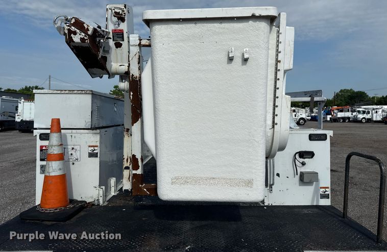 image for item EG5979 2011 Ford F450 Super Duty bucket truck