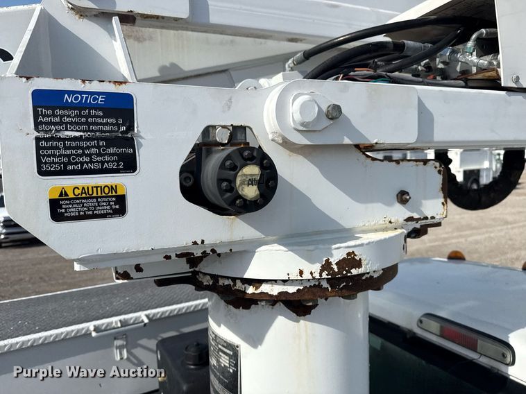 image for item EG5979 2011 Ford F450 Super Duty bucket truck