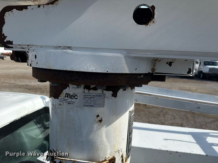 image for item EG5979 2011 Ford F450 Super Duty bucket truck