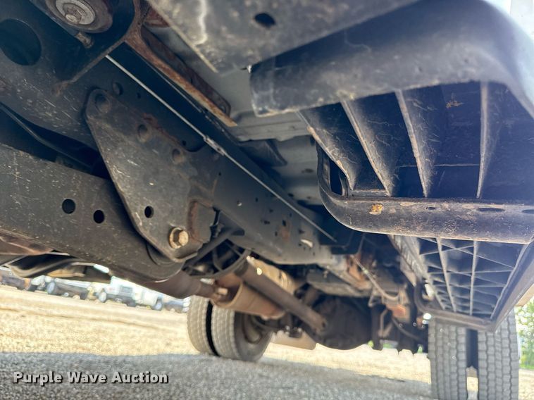 image for item EG5979 2011 Ford F450 Super Duty bucket truck