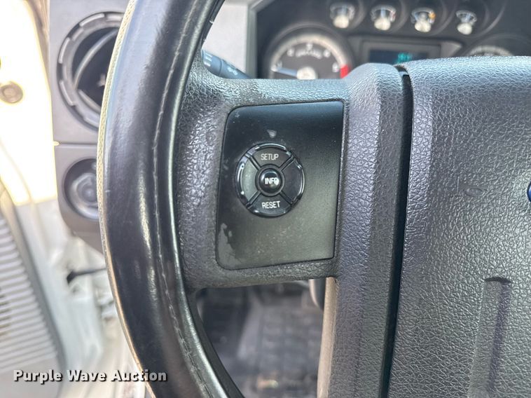 image for item EG5979 2011 Ford F450 Super Duty bucket truck