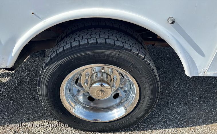 image for item EG5979 2011 Ford F450 Super Duty bucket truck