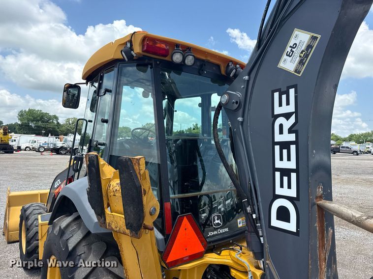 image for item EG5983 2015 John Deere 410L backhoe