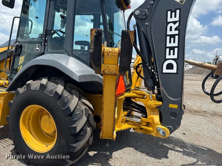 image for item EG5983 2015 John Deere 410L backhoe