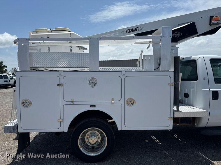 image for item EG5985 2012 Ford F450 Super Duty bucket truck