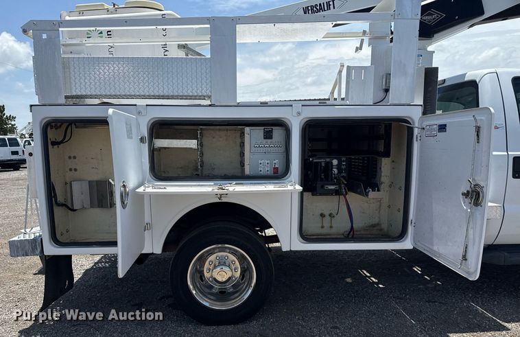 image for item EG5985 2012 Ford F450 Super Duty bucket truck