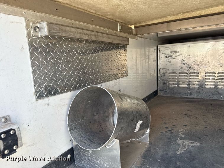 image for item EG5985 2012 Ford F450 Super Duty bucket truck