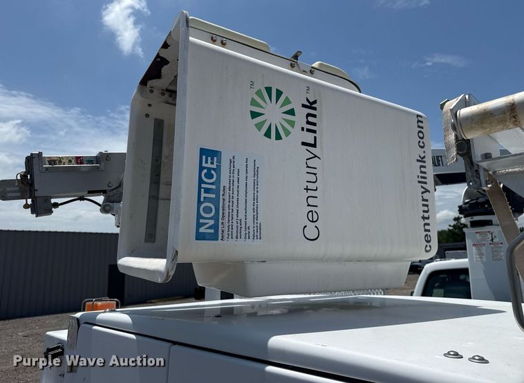 image for item EG5985 2012 Ford F450 Super Duty bucket truck