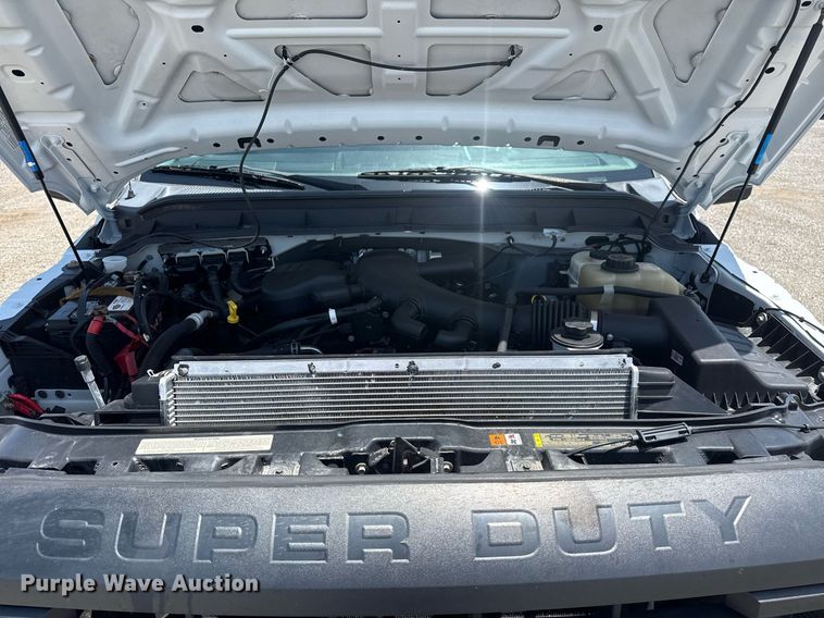 image for item EG5985 2012 Ford F450 Super Duty bucket truck