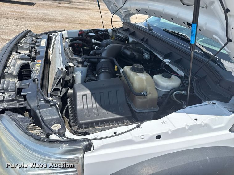 image for item EG5985 2012 Ford F450 Super Duty bucket truck