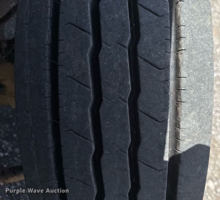 image for item EG5985 2012 Ford F450 Super Duty bucket truck