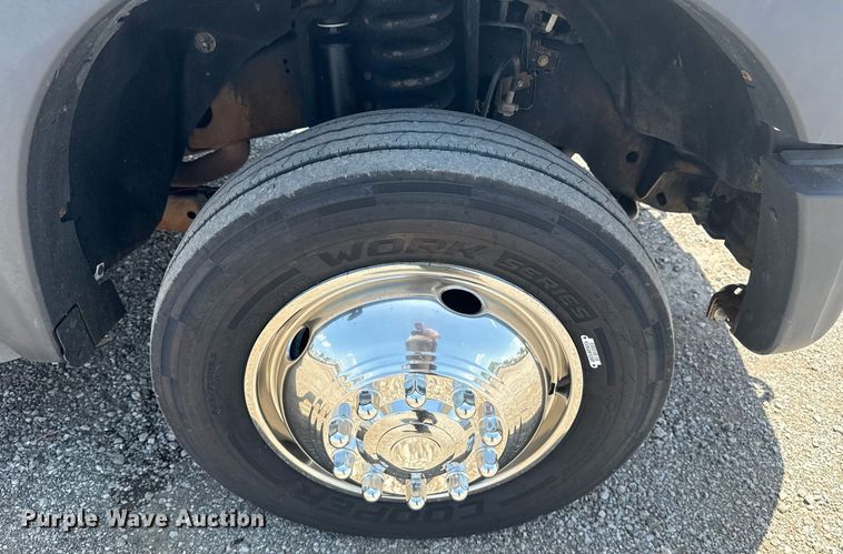 image for item EG5985 2012 Ford F450 Super Duty bucket truck