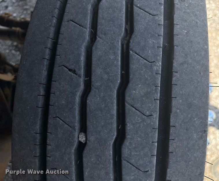 image for item EG5985 2012 Ford F450 Super Duty bucket truck