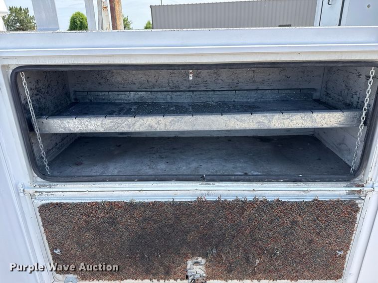 image for item EG5987 2006 Ford F450 Super Duty bucket truck