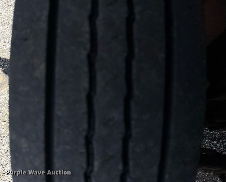 image for item EG5987 2006 Ford F450 Super Duty bucket truck