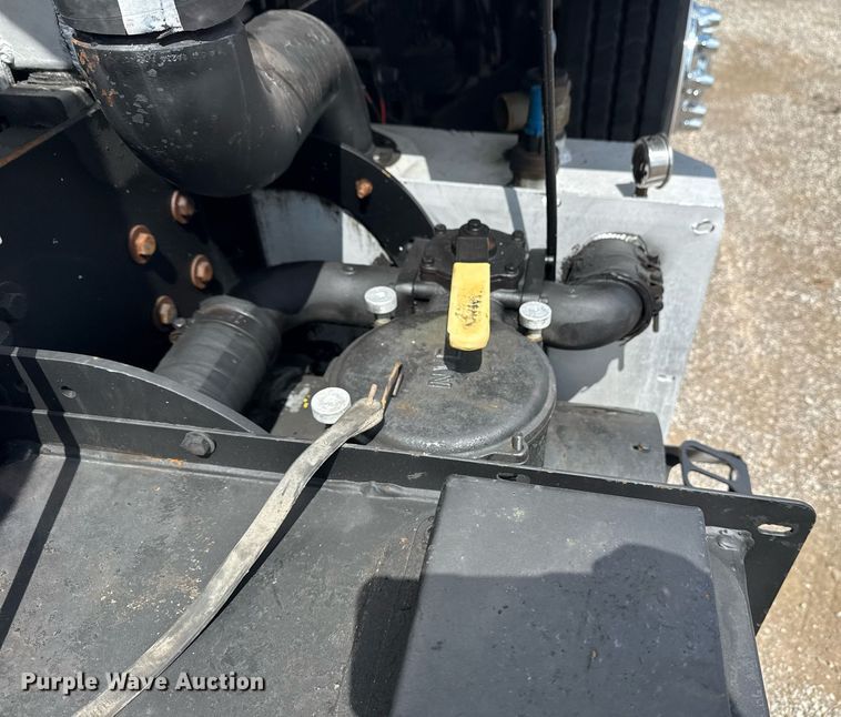 image for item EG6005 2015 Freightliner 114SD vacuum truck