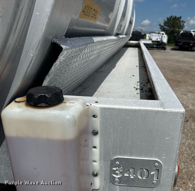 image for item EG6005 2015 Freightliner 114SD vacuum truck