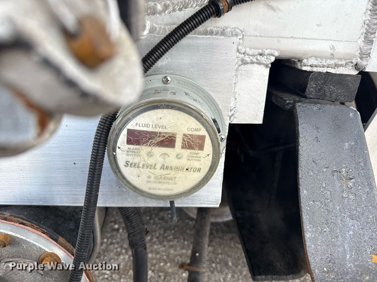 image for item EG6005 2015 Freightliner 114SD vacuum truck