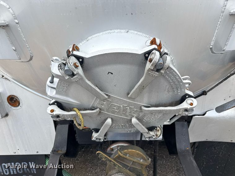 image for item EG6005 2015 Freightliner 114SD vacuum truck