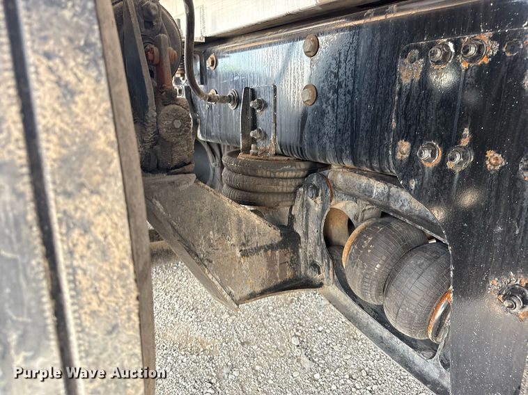 image for item EG6005 2015 Freightliner 114SD vacuum truck