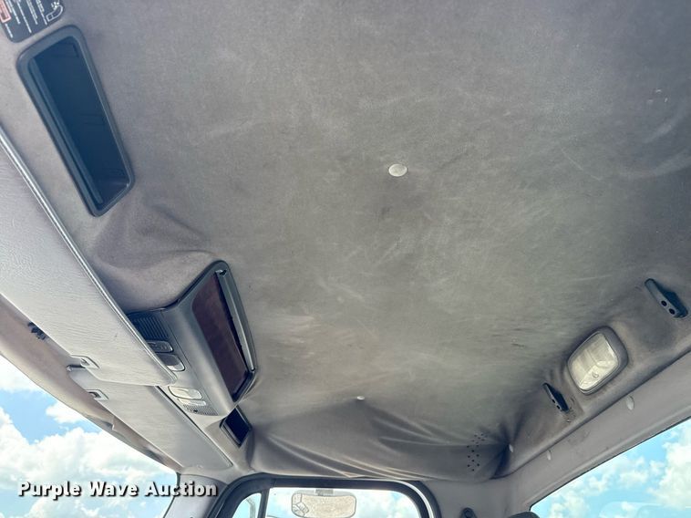 image for item EG6005 2015 Freightliner 114SD vacuum truck