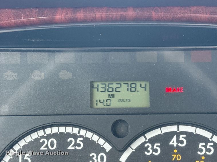 image for item EG6005 2015 Freightliner 114SD vacuum truck