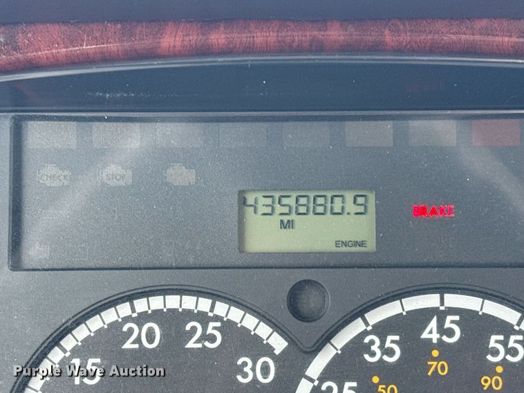 image for item EG6005 2015 Freightliner 114SD vacuum truck