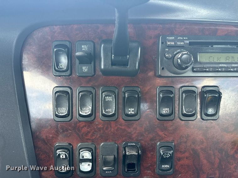 image for item EG6005 2015 Freightliner 114SD vacuum truck