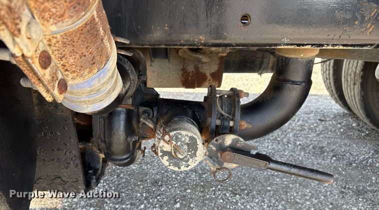 image for item EG6014 2003 Sterling Truck L9500  water truck