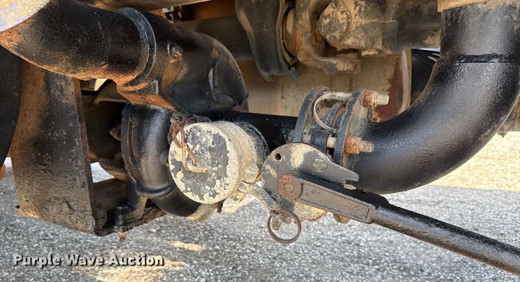 image for item EG6014 2003 Sterling Truck L9500  water truck