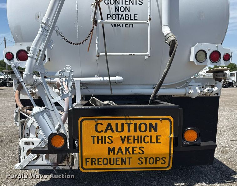 image for item EG6014 2003 Sterling Truck L9500  water truck