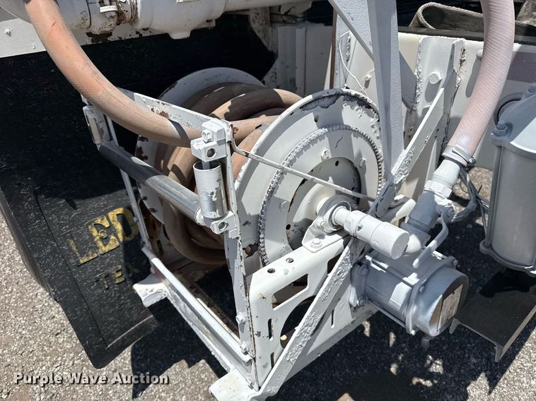 image for item EG6014 2003 Sterling Truck L9500  water truck