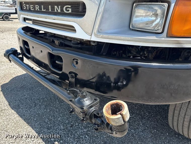 image for item EG6014 2003 Sterling Truck L9500  water truck