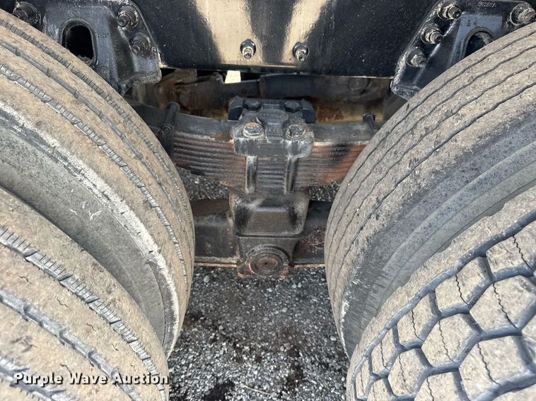 image for item EG6014 2003 Sterling Truck L9500  water truck