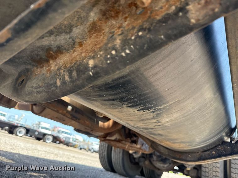 image for item EG6014 2003 Sterling Truck L9500  water truck