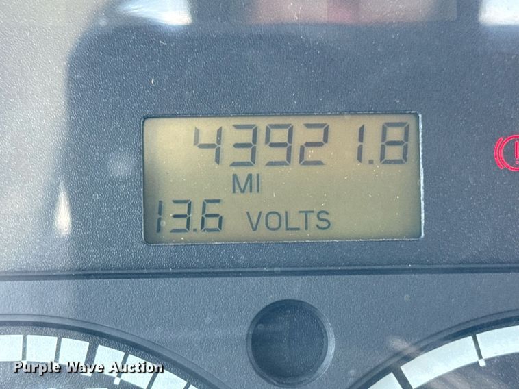 image for item EG6014 2003 Sterling Truck L9500  water truck